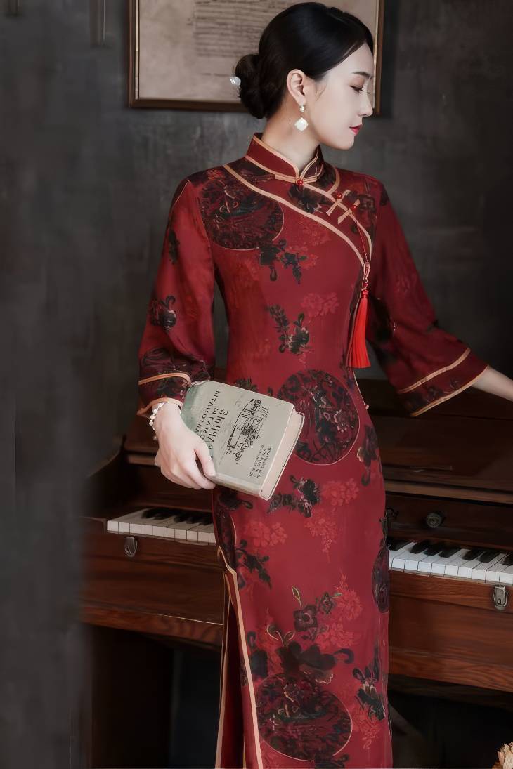 Qipao Largo con Motivos Florales Vintage Mangas Tres Cuartos y Cuello Mandarin